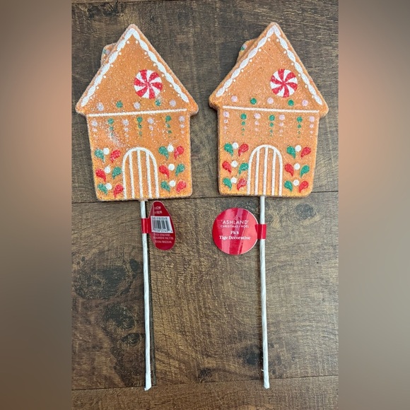 NWT set of 4 Christmas Xmas picks 4 total bundle - Picture 2 of 6